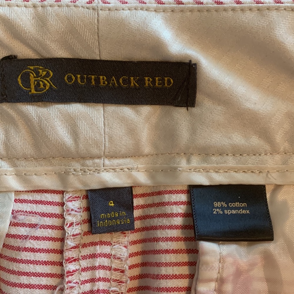 Outback red shorts - Picture 3 of 5